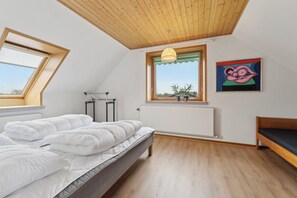 3 habitaciones, tabla de planchar con plancha y wifi gratis 