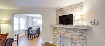 11 Mi to Dtwn Cleveland: Family Home w/ Yard