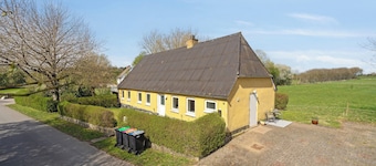 Cozy holiday home near Lillebælt
