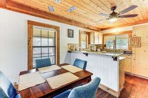 House (1 Bedroom) | Interior