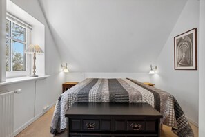 4 slaapkamers, een strijkplank/strijkijzer, gratis wifi