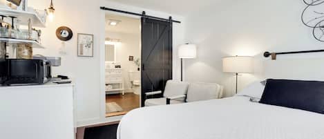 Apartment (0 Bedroom) | Front of property