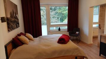 1 bedroom, free WiFi, bed sheets