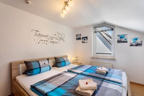 2 bedrooms, free WiFi, bed sheets