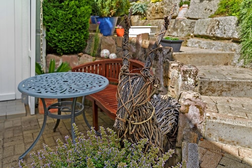 Apartment 'Bianca' with Private Terrace, Private Garden and Wi-Fi