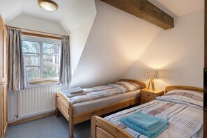 2 bedrooms, free WiFi, bed sheets - Holiday Home 'Möwe' with Private Terrace and Wi-Fi (Dagebüll)