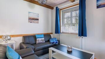 Fernseher, DVD-Player, Stereoanlage