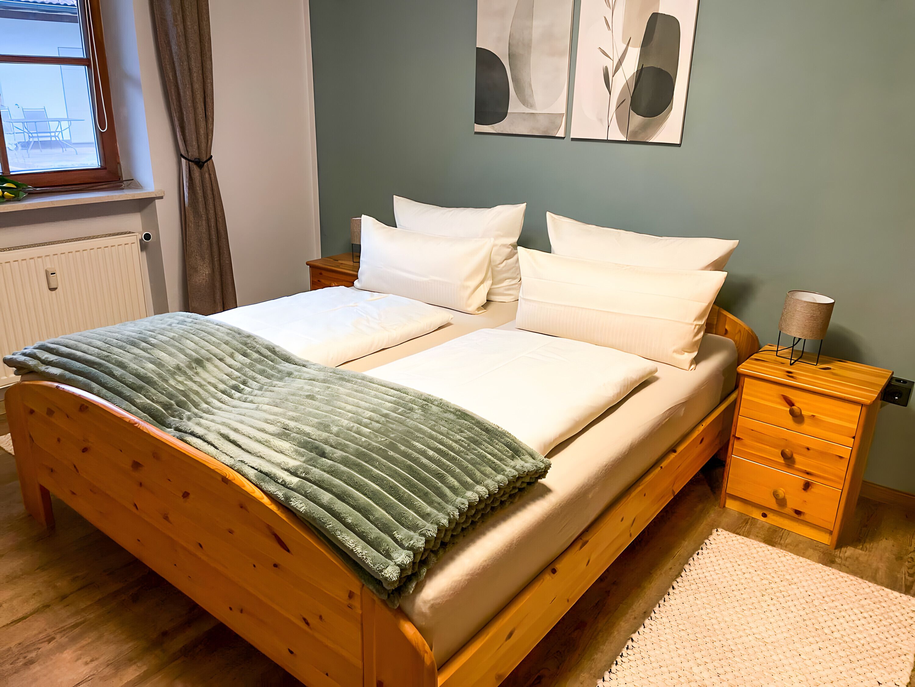 1 dormitorio, tabla de planchar con plancha, wifi gratis y ropa de cama