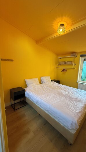 3 chambres, lit parapluie, Wi-Fi gratuit, draps fournis