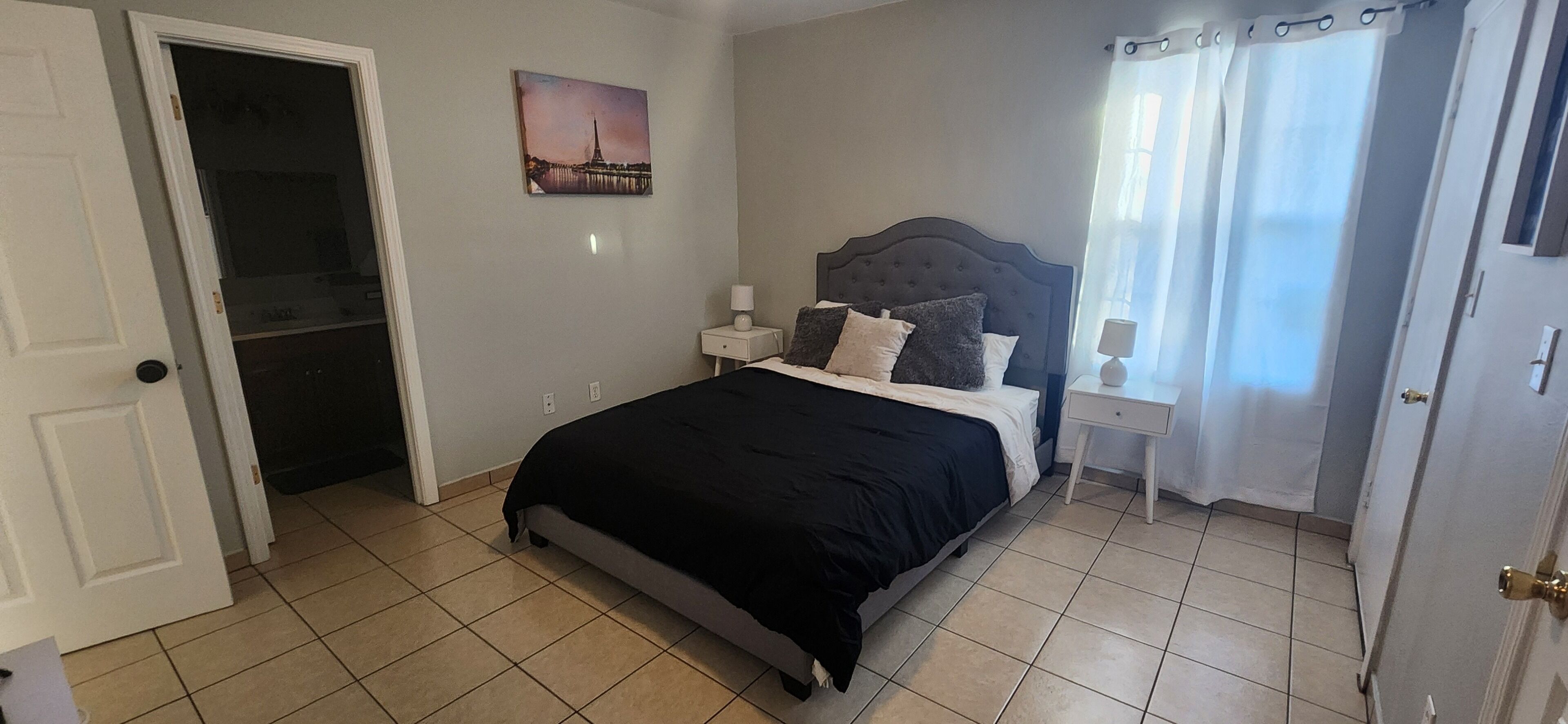 3 bedrooms, iron/ironing board, free WiFi, bed sheets