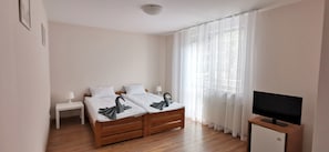 House - Holiday Home in Miedzywodzie Near Sandy Beach (Dziwnów)