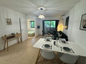 1 camera, ferro/asse da stiro, Wi-Fi gratuito, lenzuola