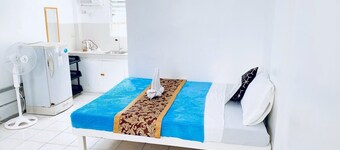 Glo's Space Boracay Dmall