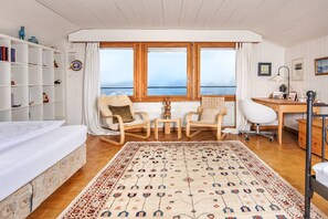 3 Schlafzimmer, Schreibtisch, Reisekinderbett, WLAN