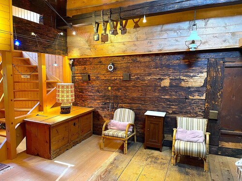 SwissHut Stunning Views Alps & Lake - Chalet Erli