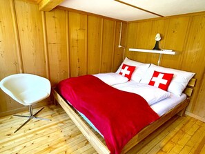 4 多间卧室、旅行婴儿床、WiFi、床单