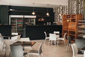 Bar (en la propiedad)