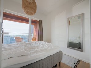 1 Schlafzimmer, Schreibtisch, WLAN, Bettwäsche