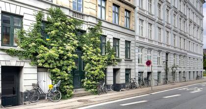 Stylish & Central Danish design apartment