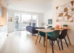 Dining - New 3 bedrooms apartment at Nordhavn (København)