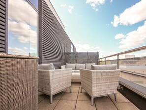 Terrace/patio - Bright & Modern - by Opera & short walk to Nyhavn (Copenhagen)