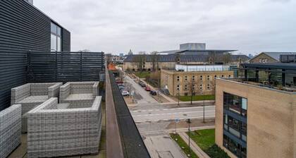 Bright & Modern - by Opera & short walk to Nyhavn