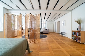 2 bedrooms, iron/ironing board, WiFi, bed sheets - 120m2 near Culture Icons - Historic Fredericiagade (Copenhagen)