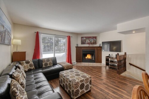 La Bête Tremblant: Classic & Charming Chalet