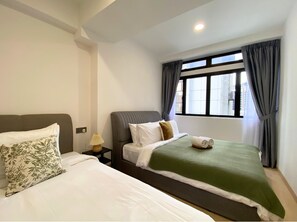 3 habitaciones, tabla de planchar con plancha y wifi gratis 