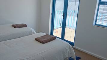 House, 4 Bedrooms, Smoking, Private Pool