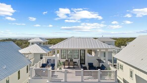 Interior - Beach Sea-ker's Retreat by Avantstay Rooftop Deck w/ Views, Pool, Luxury 5bdr (Santa Rosa Beach)