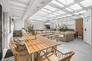 House (1 Bedroom) | Interior - Steps to the Beach, Firepit & Patio Long-term Newport Beach Stay Coastal Cove (Huntington Beach)