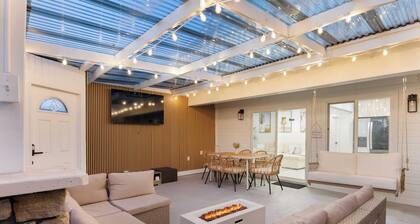 Steps to the Beach, Firepit & Patio Long-term Newport Beach Stay Coastal Cove