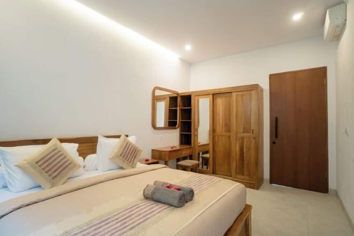 1 dormitorio, escritorio, wifi gratis y ropa de cama