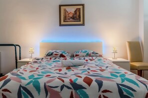 1 Schlafzimmer, Schreibtisch, Bügeleisen/Bügelbrett, WLAN