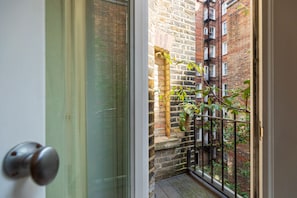 Luxury-Apartment, mit Bad (One Bed Room) | Blick vom Balkon