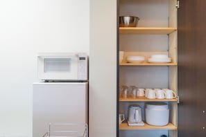 Family Villa, 4 Bedrooms, Non Smoking, Balcony | 4 bedrooms, iron/ironing board, WiFi (free) - yuuga (Tokyo)