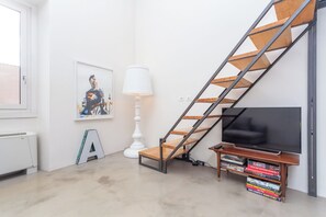 Interior - San Teodoro 34 - Stylish Apartment in front of Roman Forum (Roma)