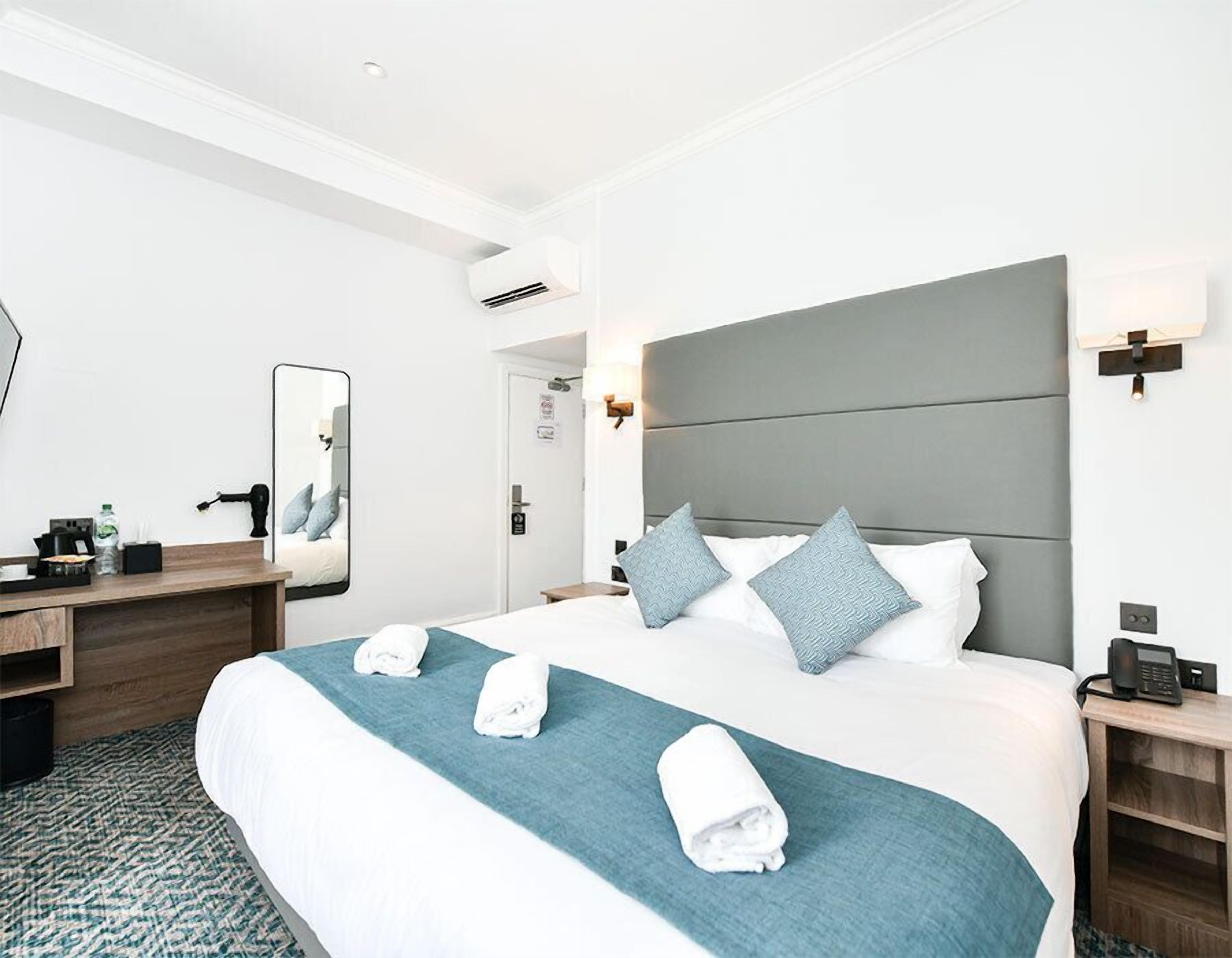 Photo - The Hyde Hotel
