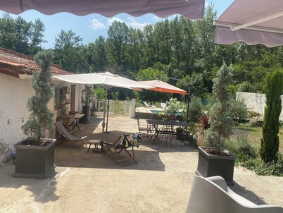 Charming single-storey house with saltwater pool. Completely renovated in 2022