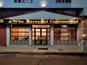 Exterior - The Narayani Continental Hotel (Gangtok)