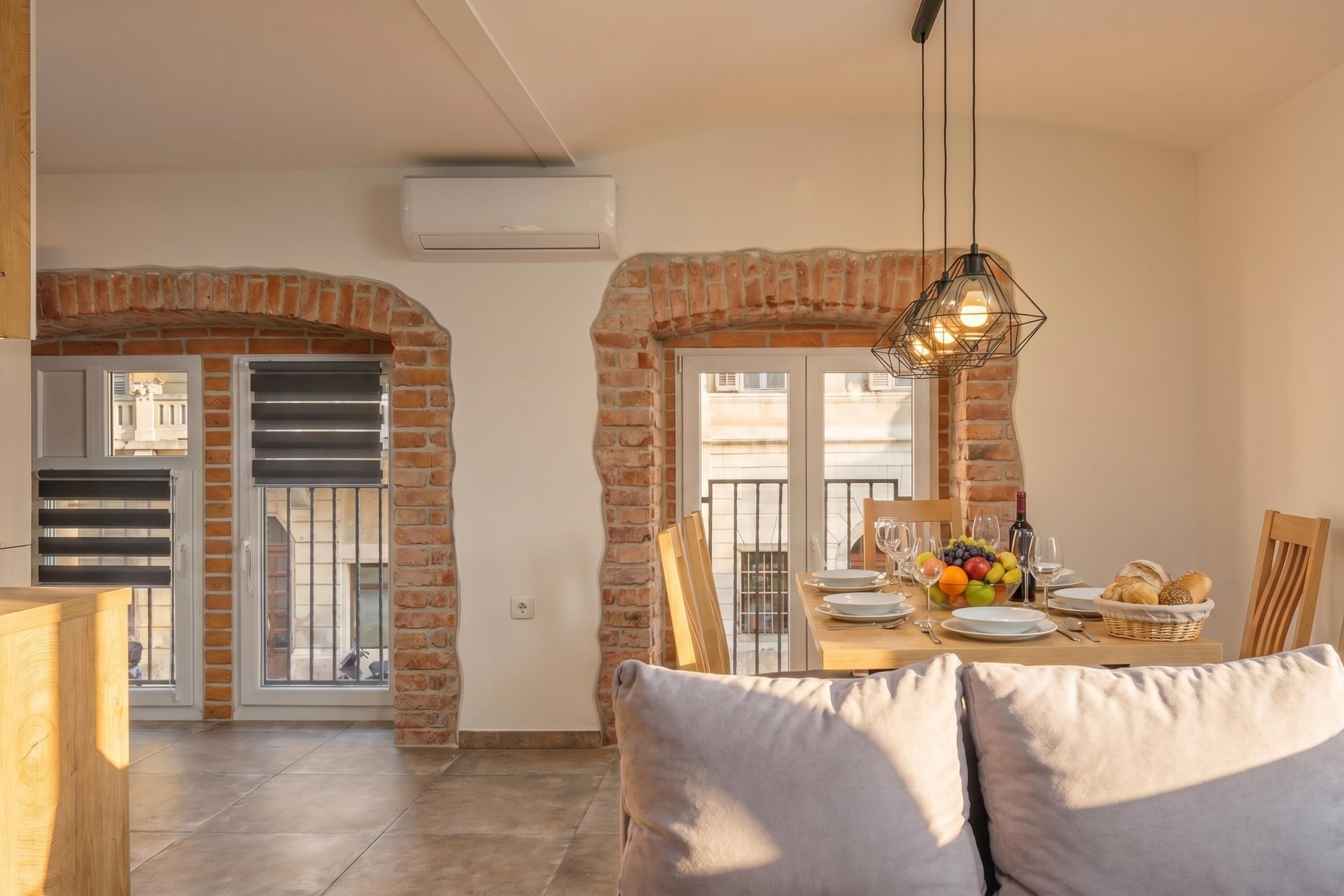 Family Apartment, 1 Bedroom, Microwave (Rijeka City Vibes Apartment) | Dining