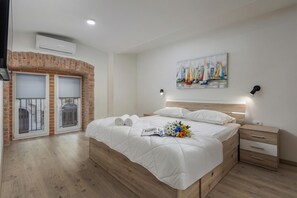 Perhehuoneisto, useita makuuhuoneita (Rijeka City Vibes Apartment) | 1 makuuhuone, ilmainen Wi-Fi, vuodevaatteet