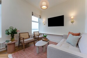 Leilighet | Oppholdsområde | TV