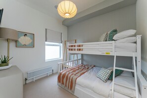 Apartment | 2 Schlafzimmer, Bügeleisen/Bügelbrett, kostenloses WLAN, Bettwäsche
