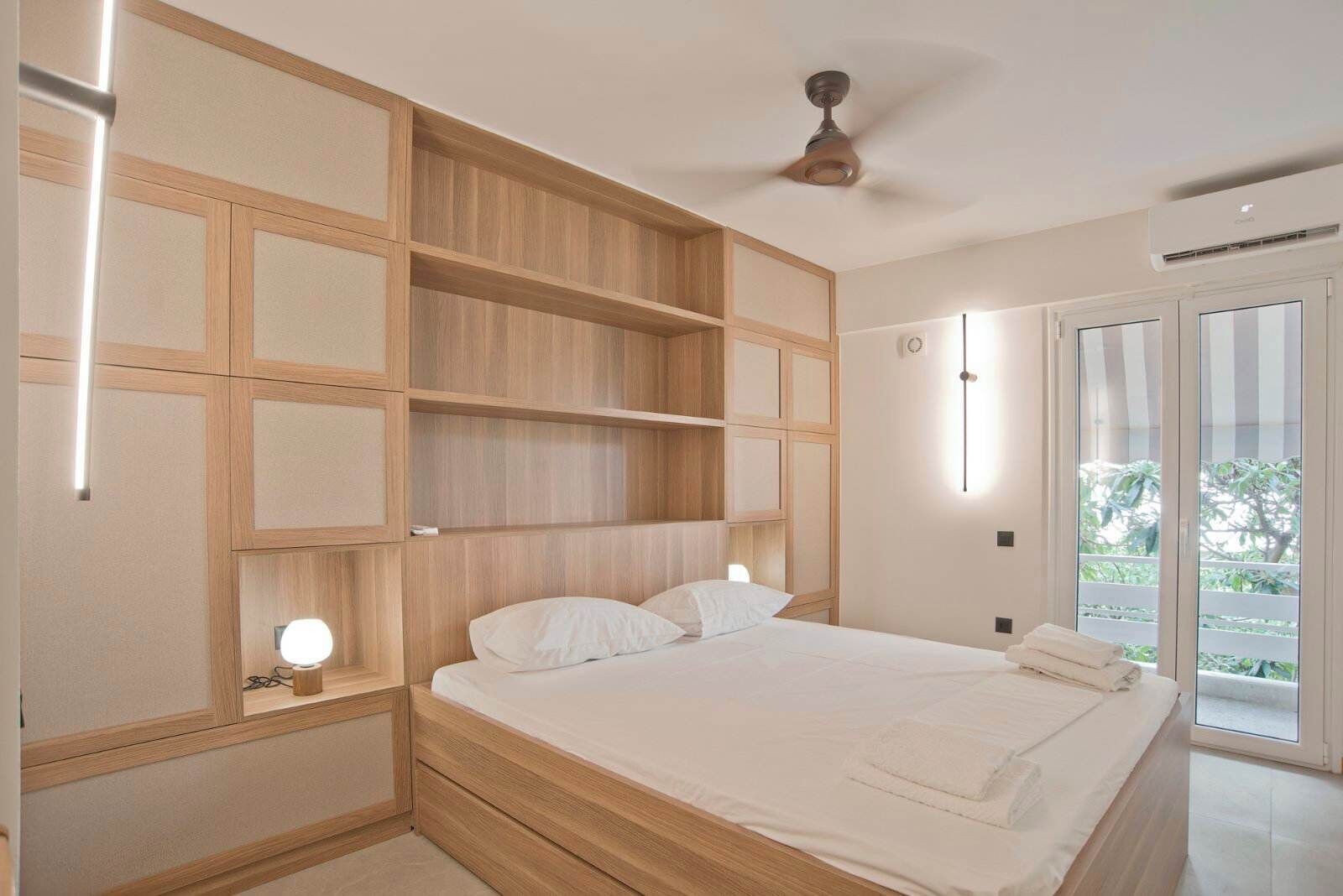 مكواة/لوح كي وواي فاي وملاءات أسرّة