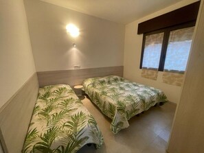 2 bedrooms