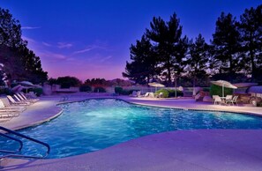 Beheizter Pool