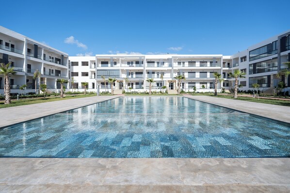 Outdoor pool - Sublime Apartment with Pool (El Mansouria)