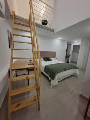 Room (Scalatelli) | In-room safe, blackout drapes, iron/ironing board, free WiFi - sikelia rooms (Viagrande)